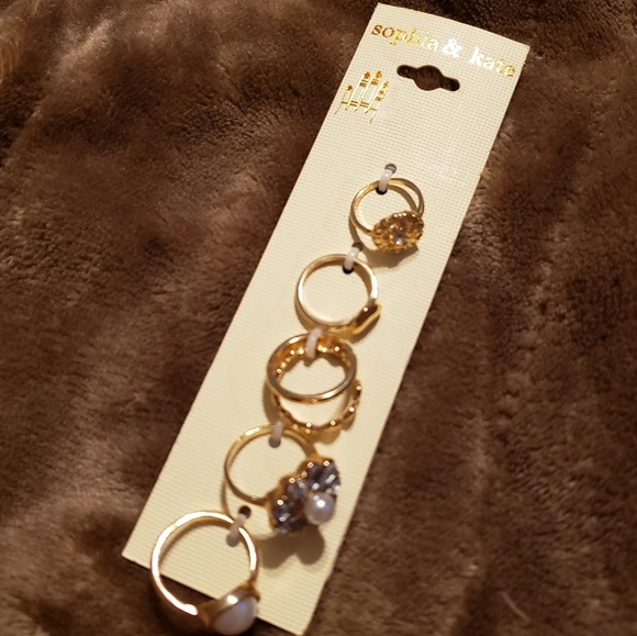 Sofia & Kate 5 Ring Set - Picture 1 of 4